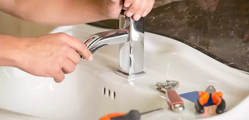 Bathtub Faucet Replacement in Biddeford