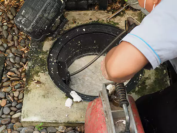 Why Choose Biddeford Plumbing for Clogged Drain Repair in Biddeford, ME?